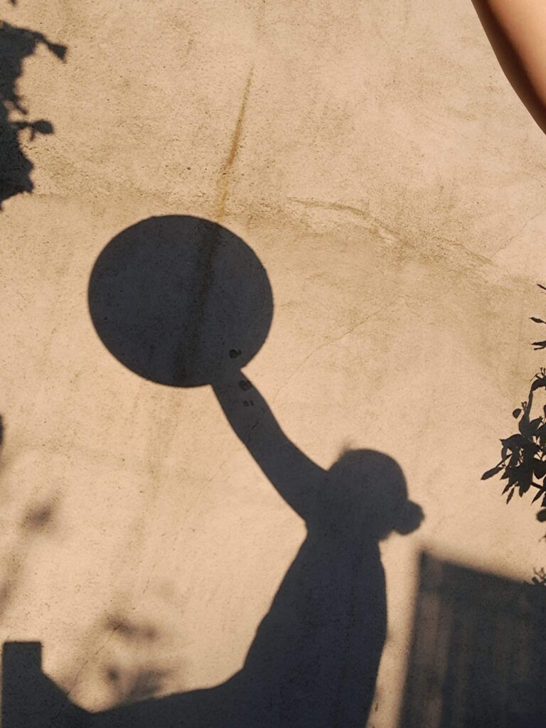 Stage de fabrication de tambours inuits, par Klangberg, du 17 au 20 janvier 2026